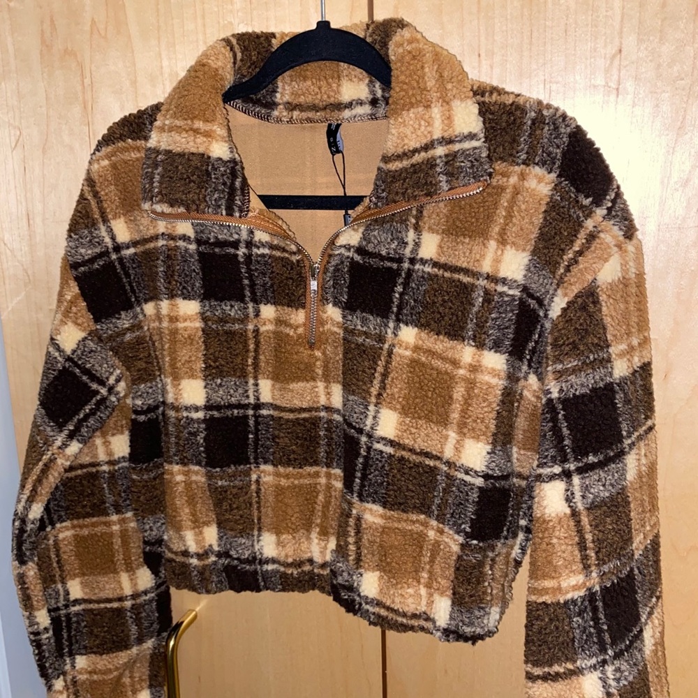Crop Teddy Pullover